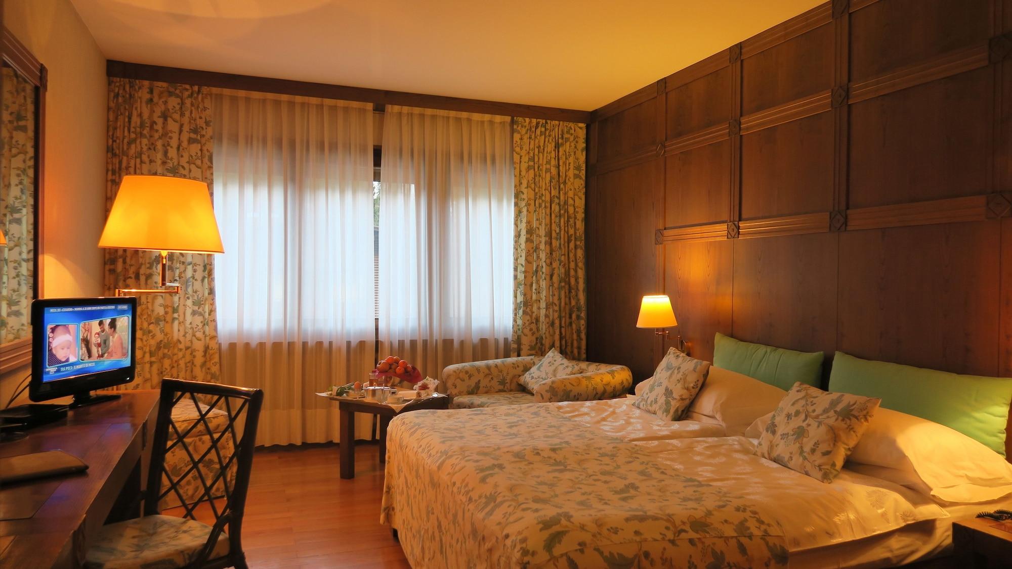 Savoia Palace Hotel Madonna Esterno foto