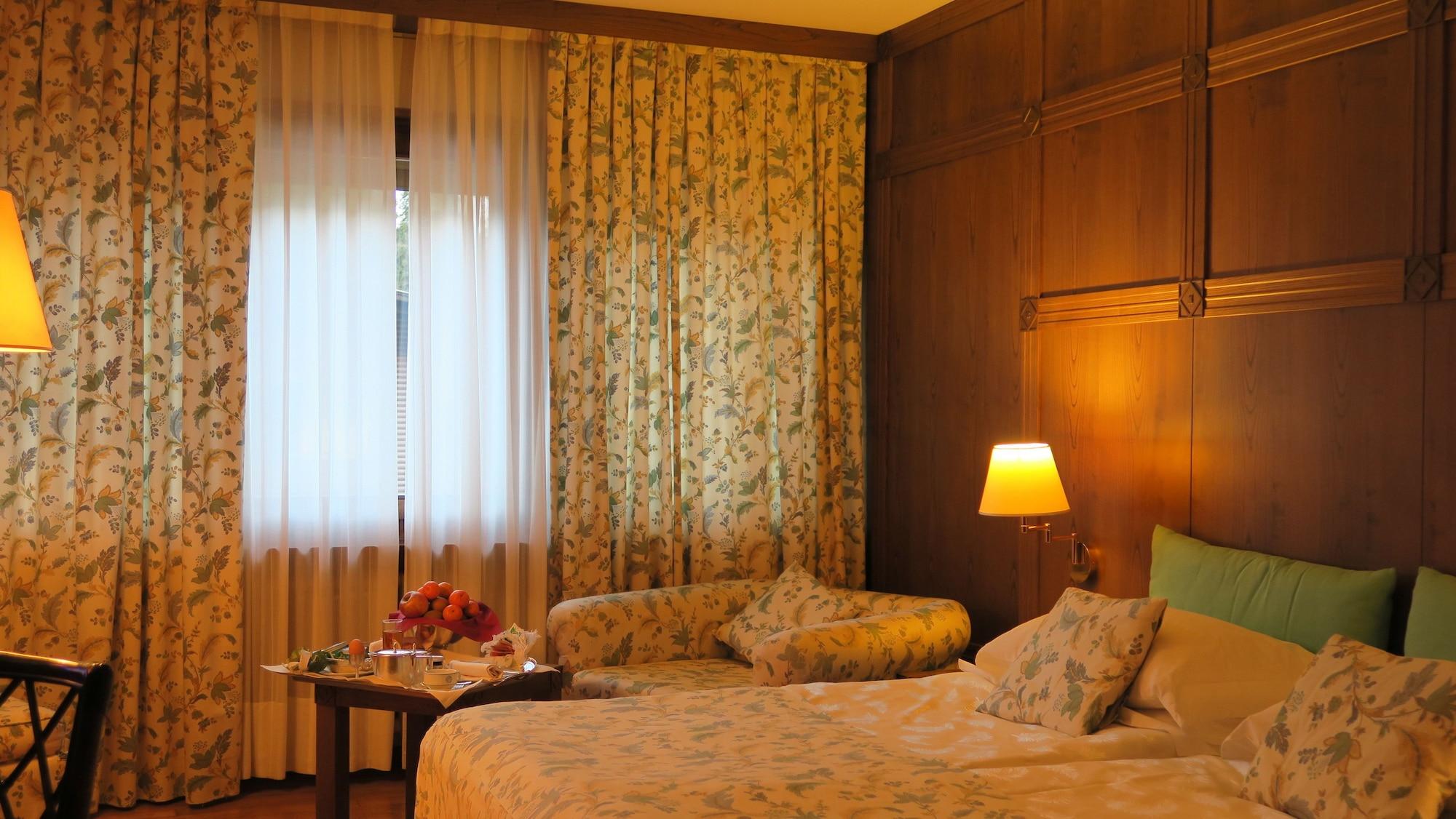 Savoia Palace Hotel Madonna Esterno foto