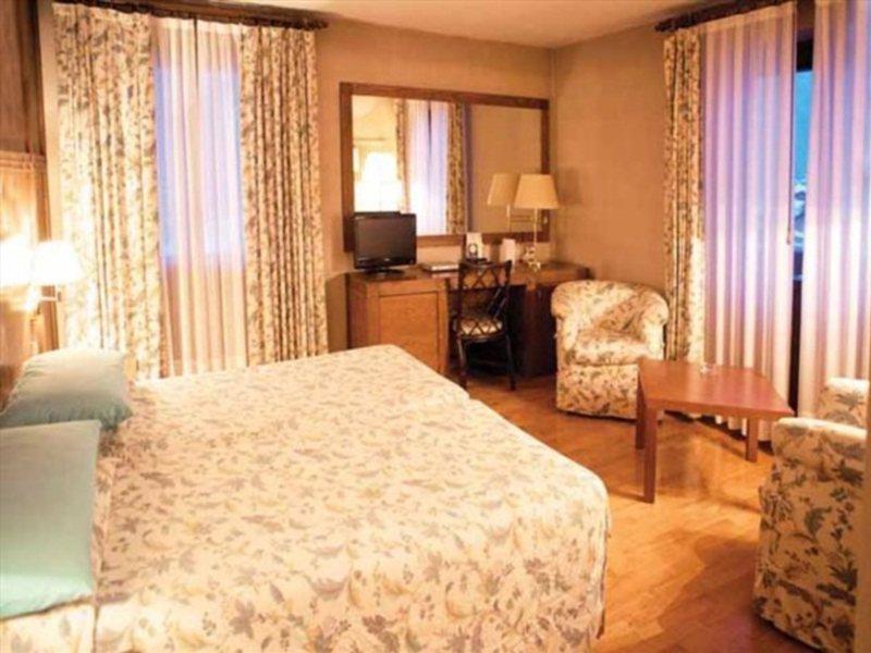 Savoia Palace Hotel Madonna Esterno foto