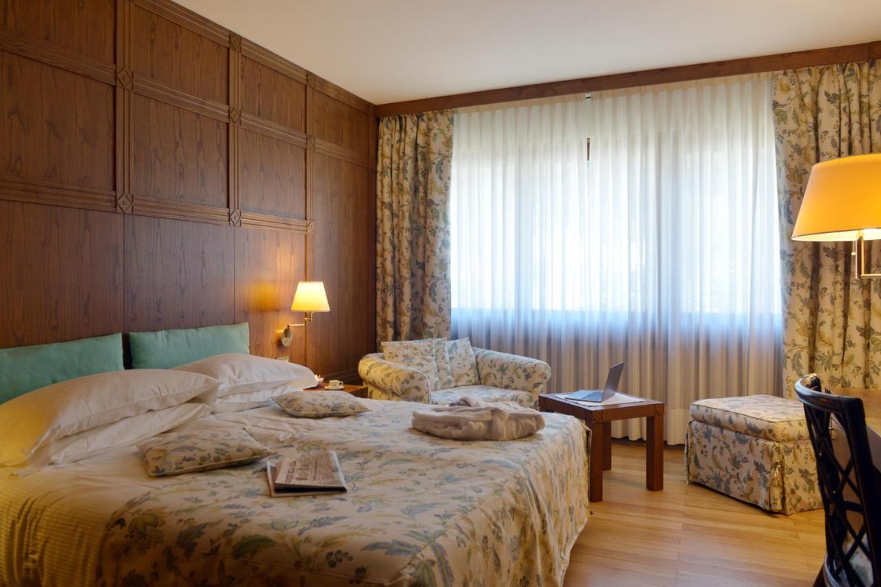 Savoia Palace Hotel Madonna Esterno foto